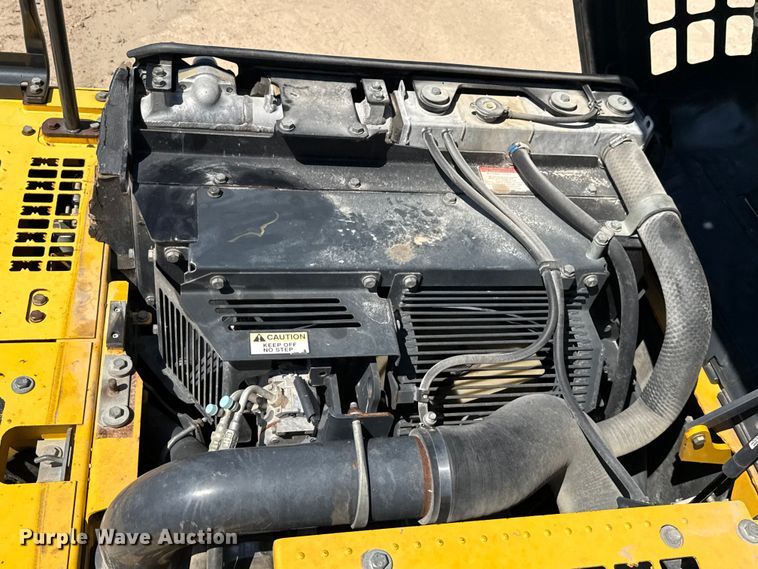 image for item ED5883 2017 Komatsu PC360LC-11 excavator