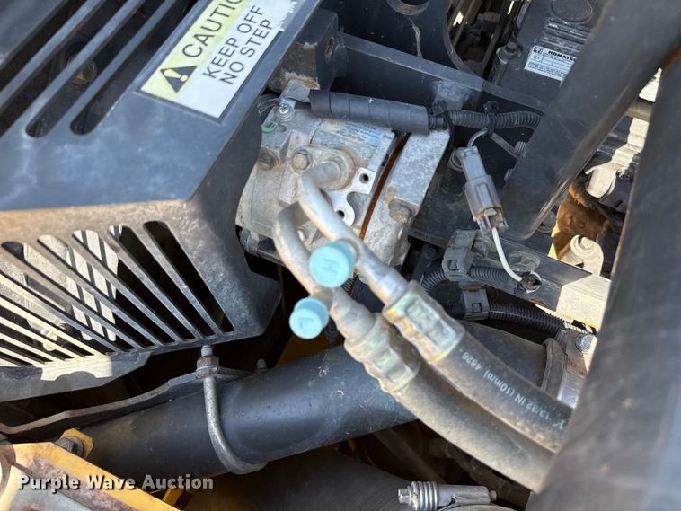 image for item ED5883 2017 Komatsu PC360LC-11 excavator