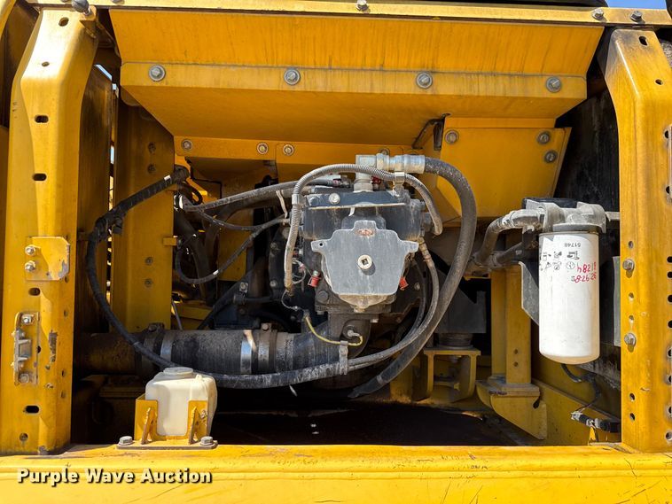 image for item ED5883 2017 Komatsu PC360LC-11 excavator