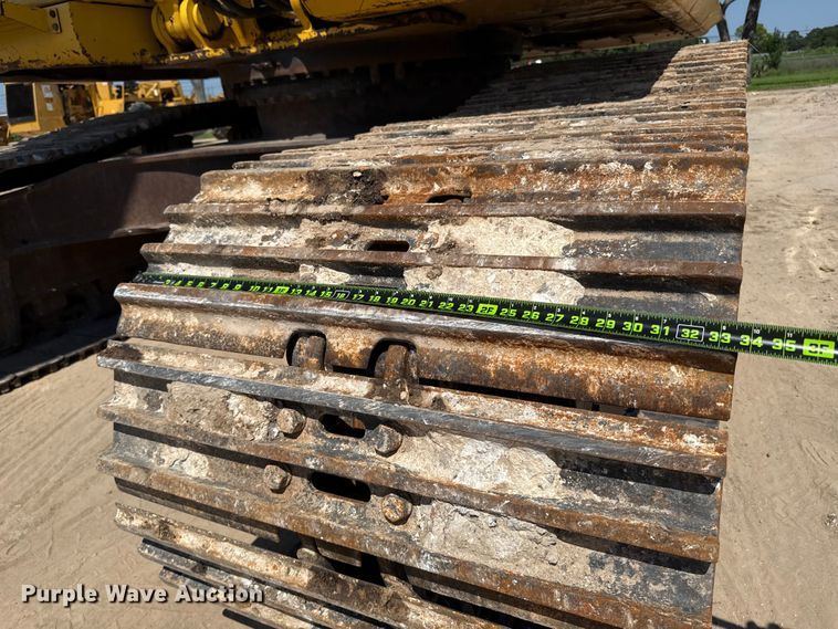 image for item ED5883 2017 Komatsu PC360LC-11 excavator