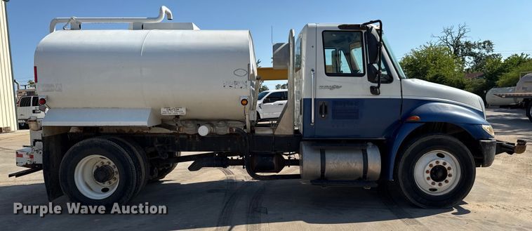 image for item ED5885 2012 International 4300 water truck