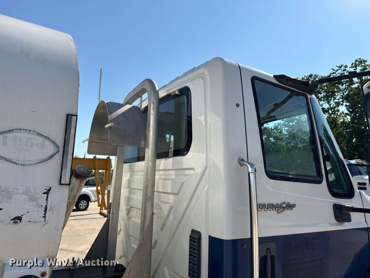 image for item ED5885 2012 International 4300 water truck