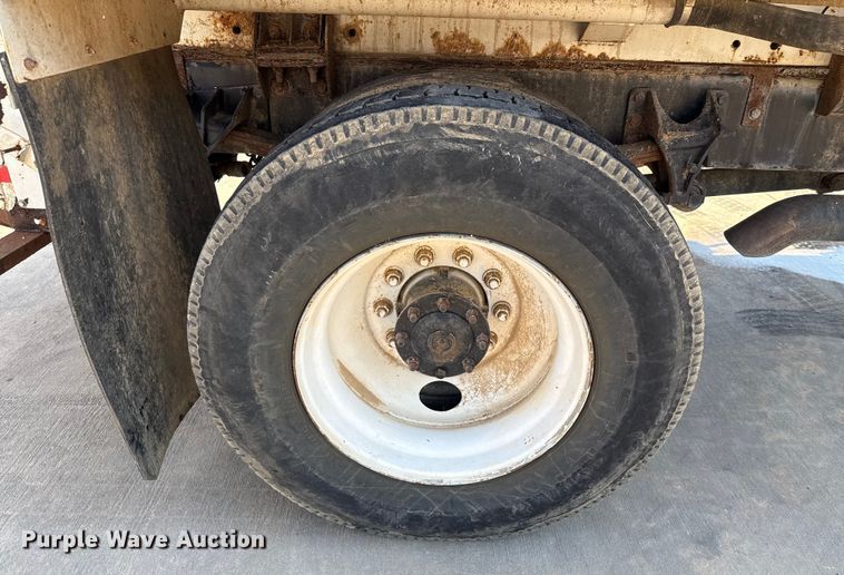 image for item ED5885 2012 International 4300 water truck