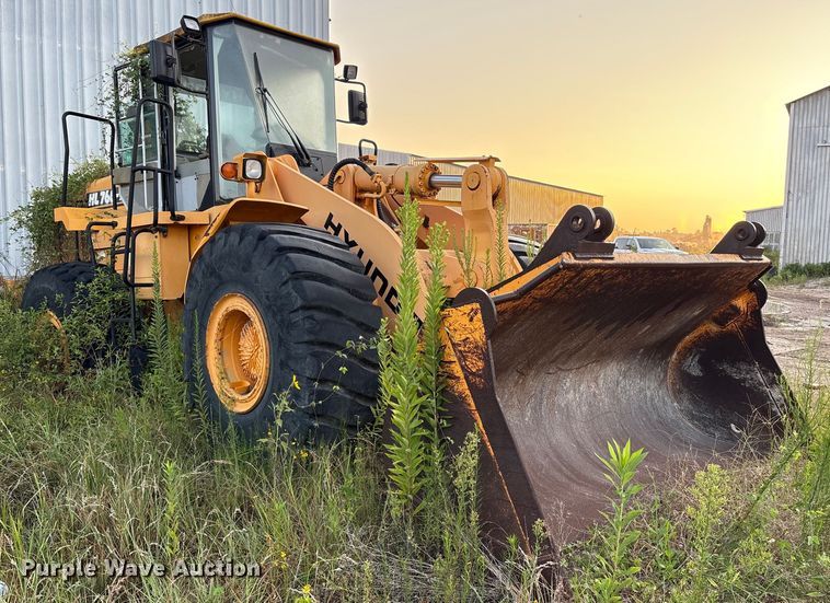 image for item ED5886 2005 Hyundai HL760-7 wheel loader