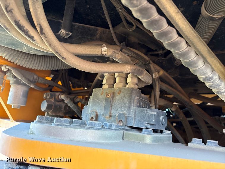 image for item ED5886 2005 Hyundai HL760-7 wheel loader