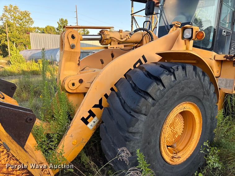 image for item ED5886 2005 Hyundai HL760-7 wheel loader
