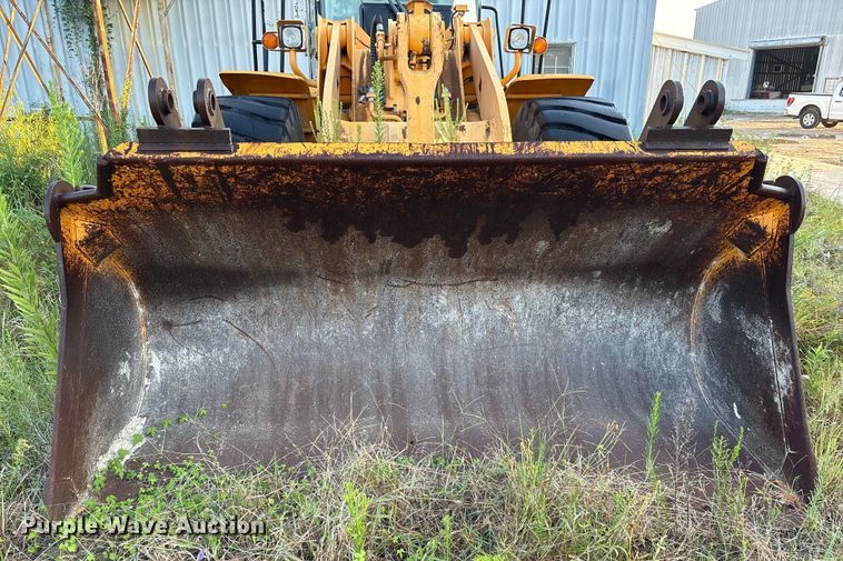 image for item ED5886 2005 Hyundai HL760-7 wheel loader