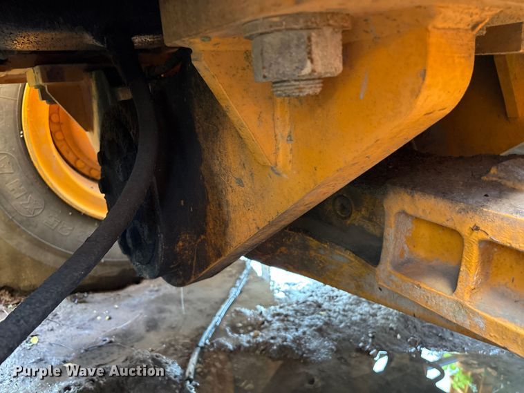 image for item ED5886 2005 Hyundai HL760-7 wheel loader