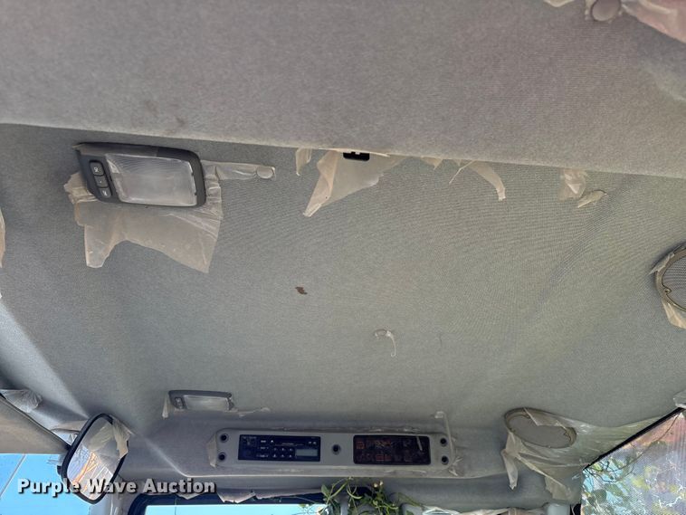 image for item ED5886 2005 Hyundai HL760-7 wheel loader