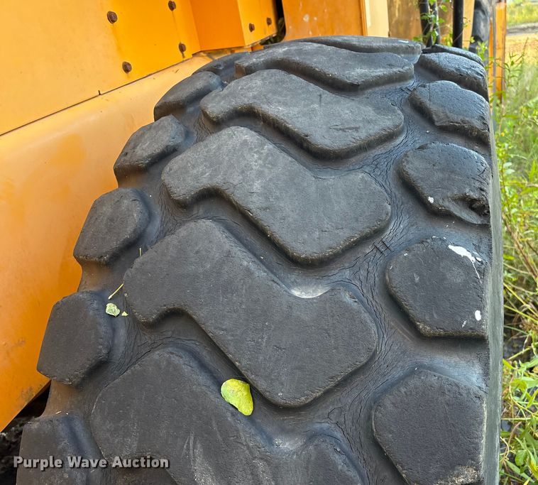 image for item ED5886 2005 Hyundai HL760-7 wheel loader