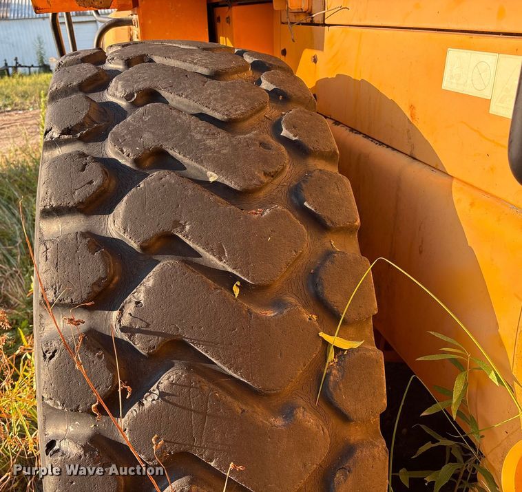 image for item ED5886 2005 Hyundai HL760-7 wheel loader