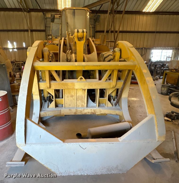 image for item ED5887 1994 John Deere 744E wheel loader