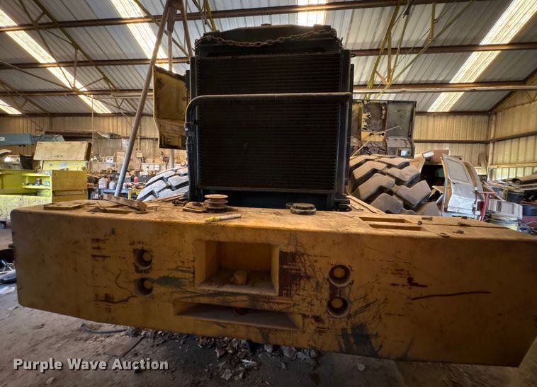 image for item ED5887 1994 John Deere 744E wheel loader