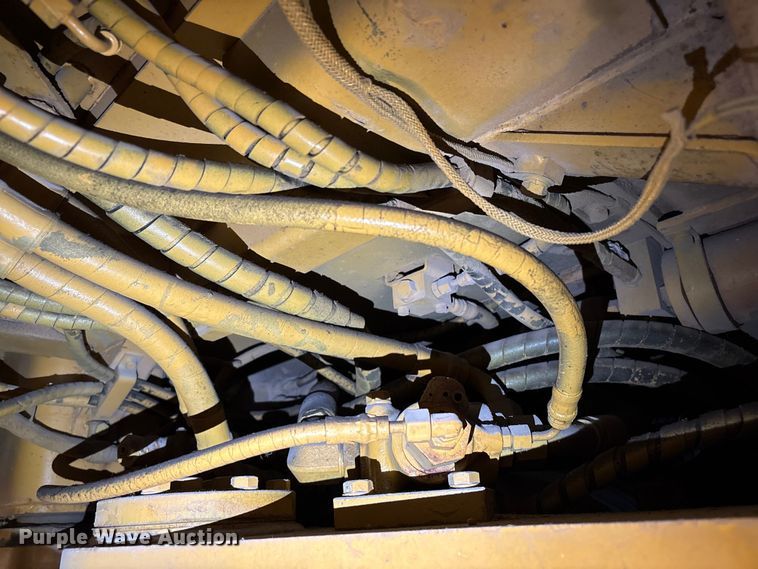 image for item ED5887 1994 John Deere 744E wheel loader