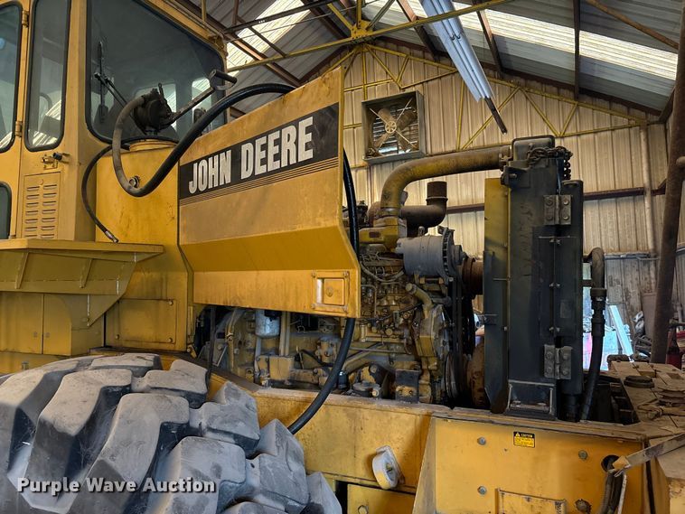 image for item ED5887 1994 John Deere 744E wheel loader