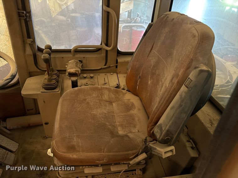 image for item ED5887 1994 John Deere 744E wheel loader