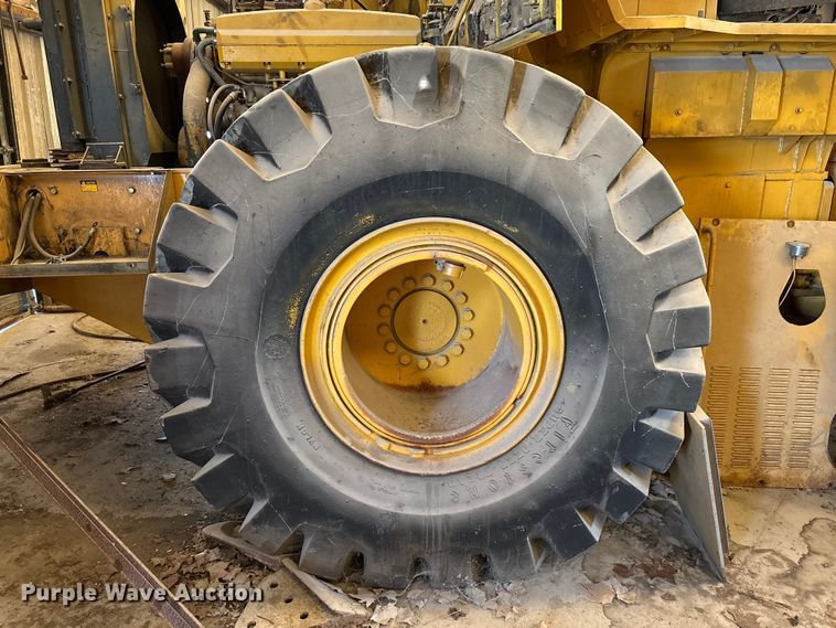 image for item ED5887 1994 John Deere 744E wheel loader