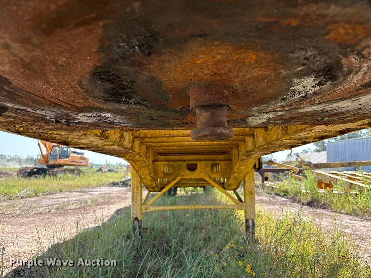 image for item ED5890 1984 Transcraft TL90K-45 flatbed trailer