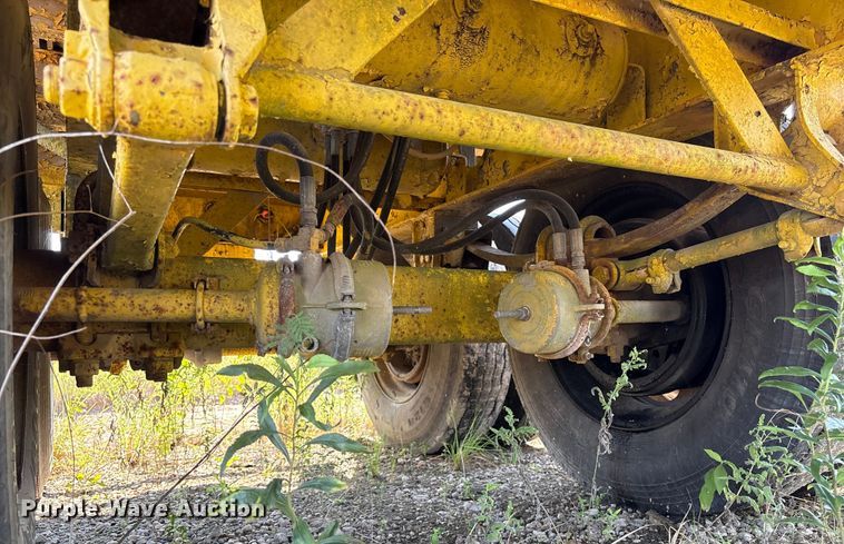 image for item ED5890 1984 Transcraft TL90K-45 flatbed trailer