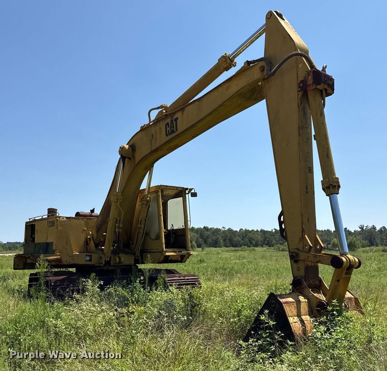 image for item ED5894 1986 Caterpillar 235B excavator