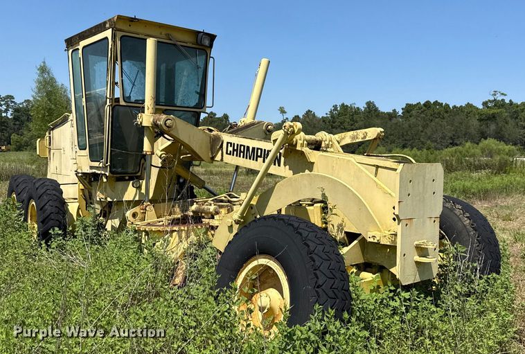 image for item ED5895 1991 Champion 720A motor grader