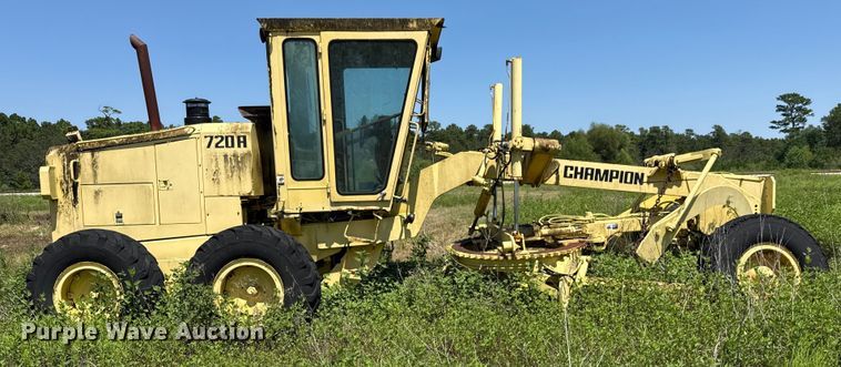 image for item ED5895 1991 Champion 720A motor grader