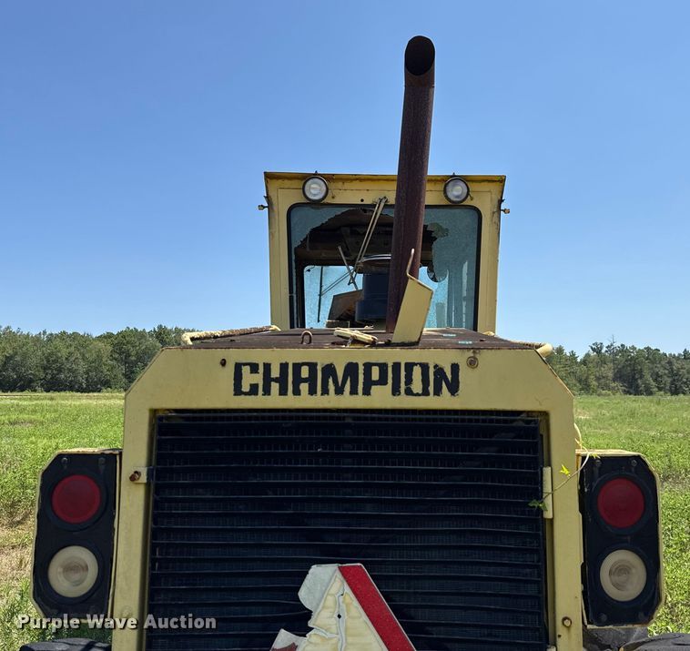 image for item ED5895 1991 Champion 720A motor grader