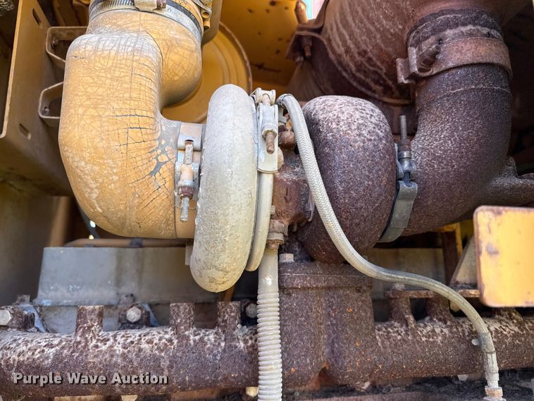 image for item ED5895 1991 Champion 720A motor grader