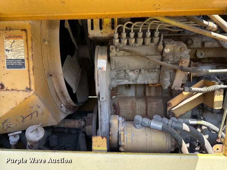 image for item ED5895 1991 Champion 720A motor grader