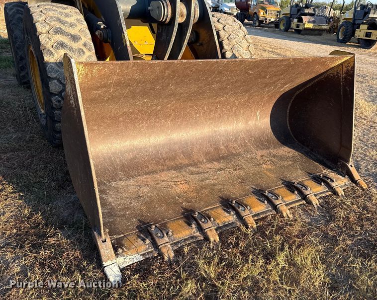 image for item ED5897 2014 John Deere 524K wheel loader