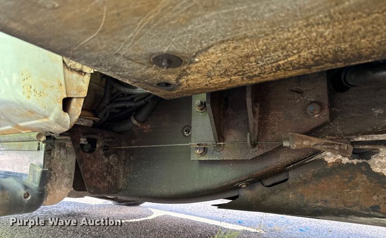 image for item ED5901 2013 Chevrolet Silverado 3500 HD bucket truck