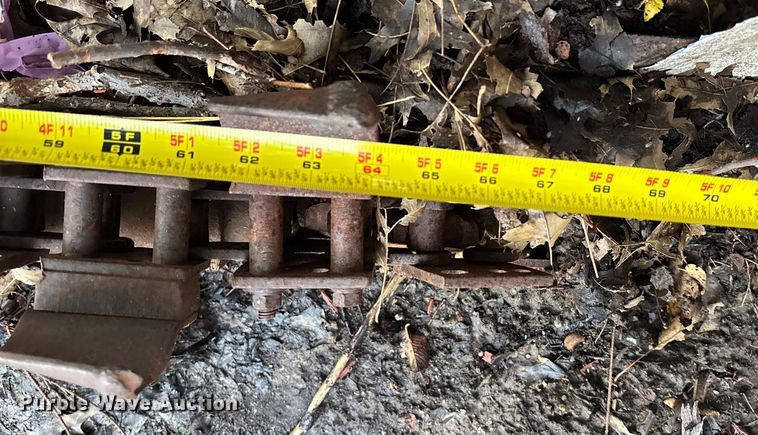 image for item EE3952 Case Maxi trencher