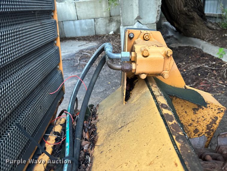 image for item EE3952 Case Maxi trencher