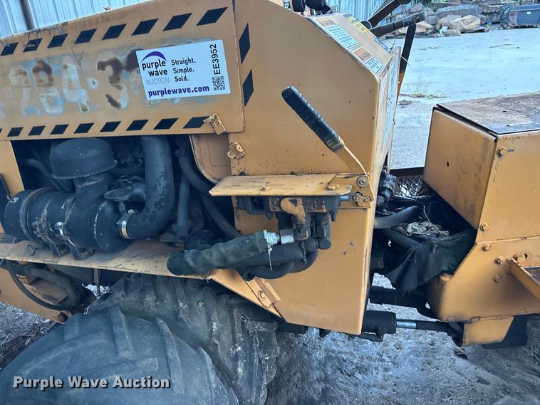 image for item EE3952 Case Maxi trencher