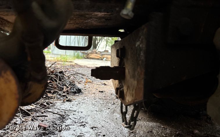 image for item EE3952 Case Maxi trencher