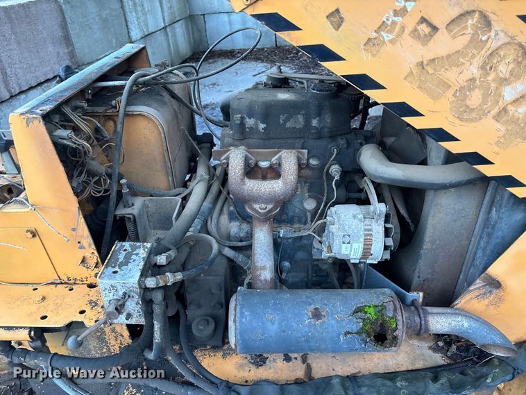 image for item EE3952 Case Maxi trencher