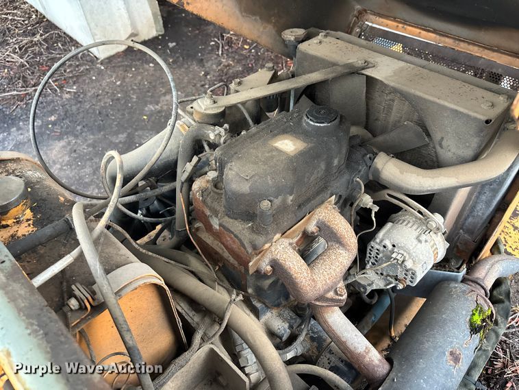 image for item EE3952 Case Maxi trencher