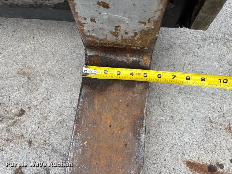 image for item EE3957 Hyster S80E forklift