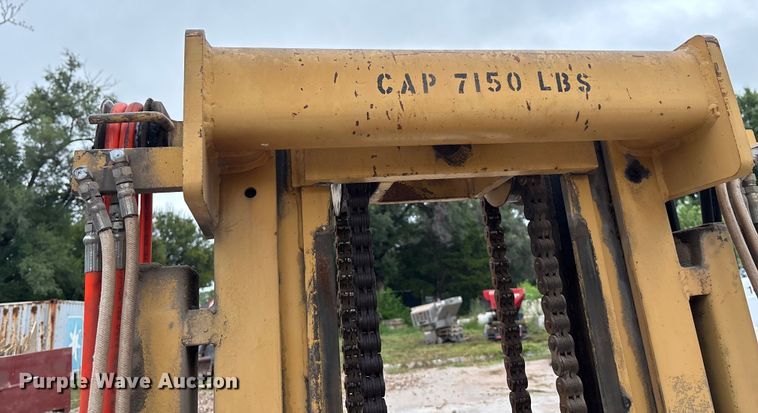 image for item EE3957 Hyster S80E forklift