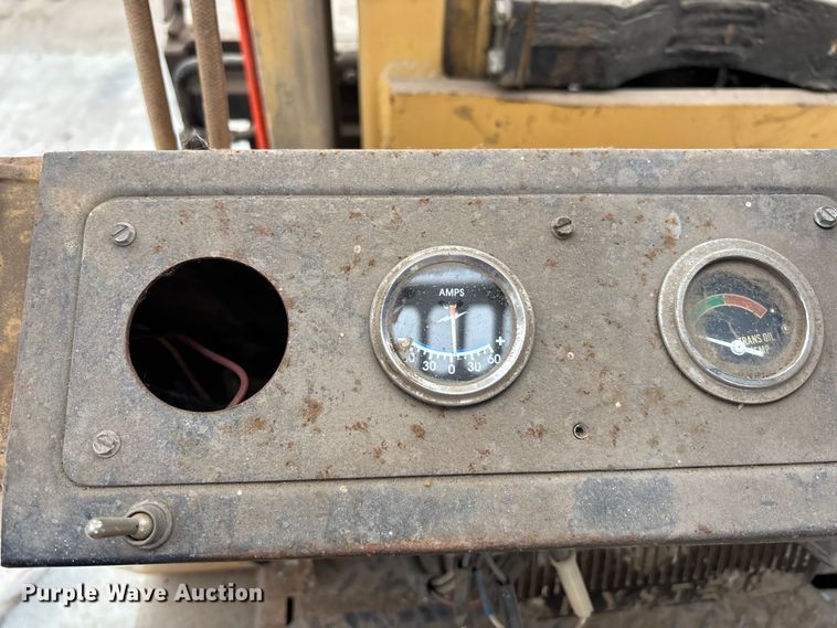 image for item EE3957 Hyster S80E forklift