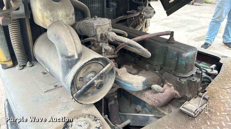 image for item EE3957 Hyster S80E forklift