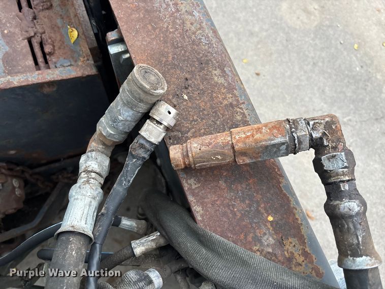 image for item EE3959 Bobcat skid steer cold planer