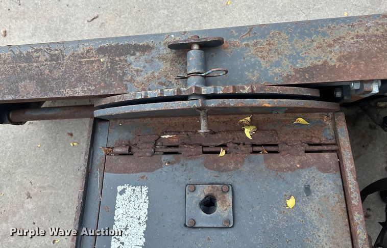 image for item EE3959 Bobcat skid steer cold planer