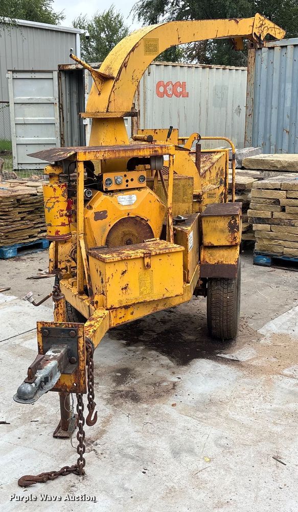 image for item EE3960 Brush Bandit wood chipper