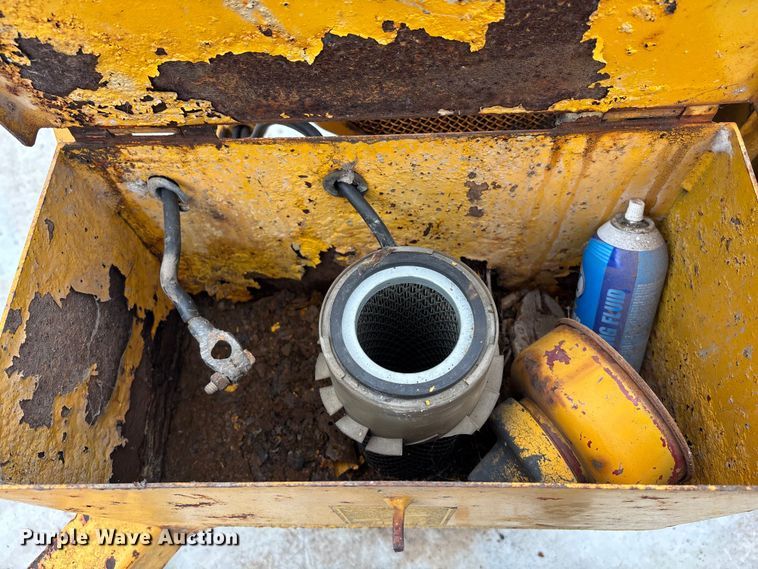 image for item EE3960 Brush Bandit wood chipper