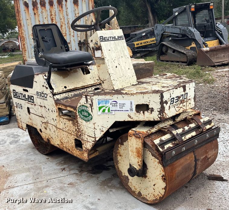 image for item EE3961 Beuthling B300  double drum vibratory roller