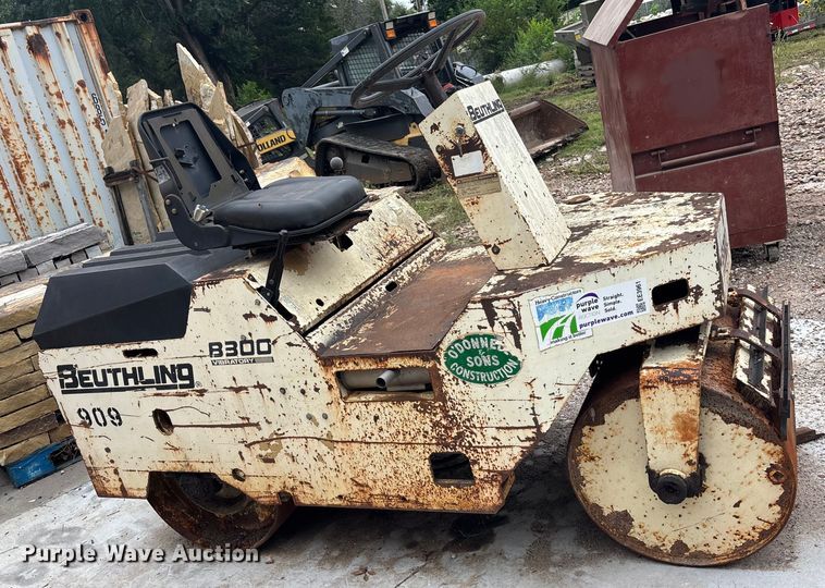 image for item EE3961 Beuthling B300  double drum vibratory roller