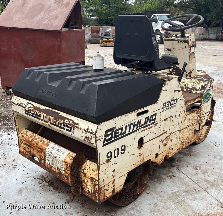 image for item EE3961 Beuthling B300  double drum vibratory roller