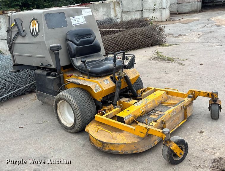 image for item EE3962 Walker MT251-11 ZTR lawn mower