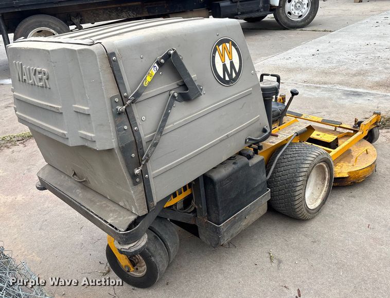 image for item EE3962 Walker MT251-11 ZTR lawn mower